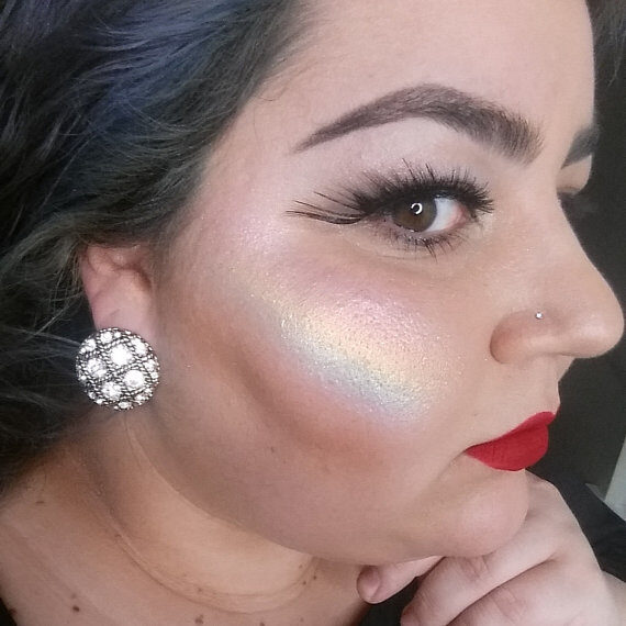 Bitter Lace Beauty Rainbow highlighter