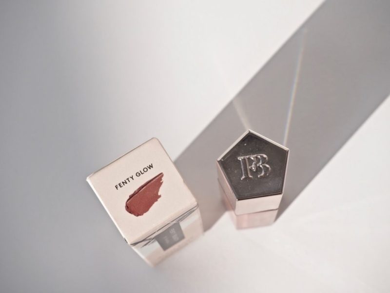  Fenty Beauty Gloss Bomb Universal Lip Luminizer Ostolakossa Virve Vee huulikiilto kokemuksia