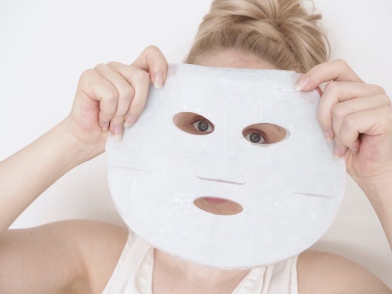 Ostolakossa Virve Vee Garnier Moisture Bomb Tissue Mask kangasnaamio kokemuksia